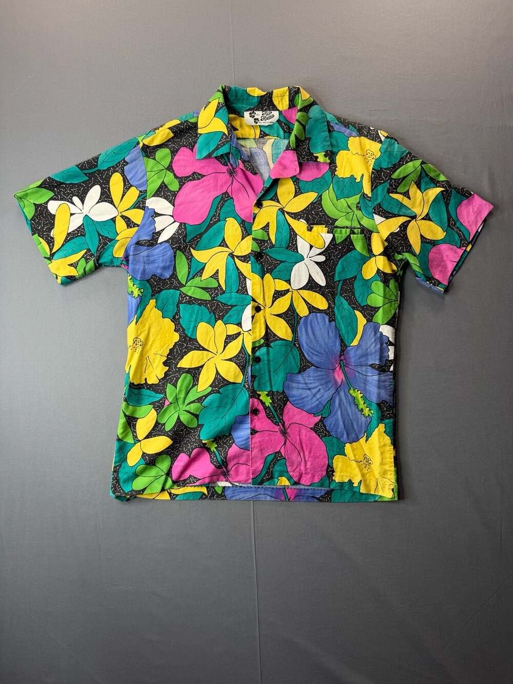 Vintage Hilo Hattie Style 550 Tropical Floral Aloha Hawaiian Button-Up Shirt